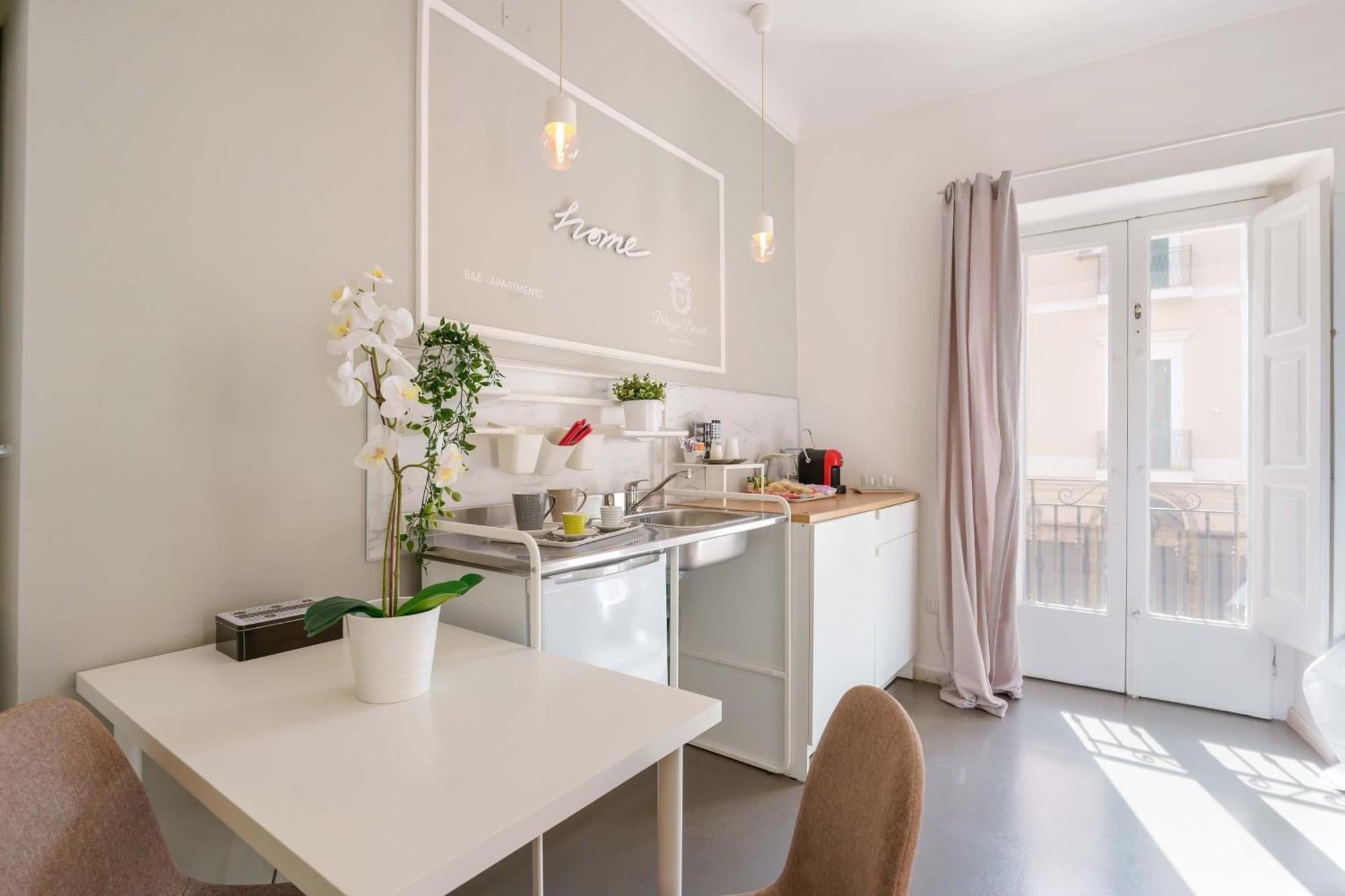 Bed and Breakfast Palazzo Berardi Таранто Экстерьер фото